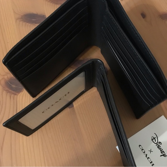 🐭Coach Disney X Coach 3 In 1 Wallet With Holiday Print - Picture 8 of 10